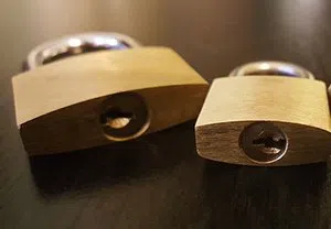 Union Locksmith Store Warren, MI 586-359-0078 - key-broke-in-lock